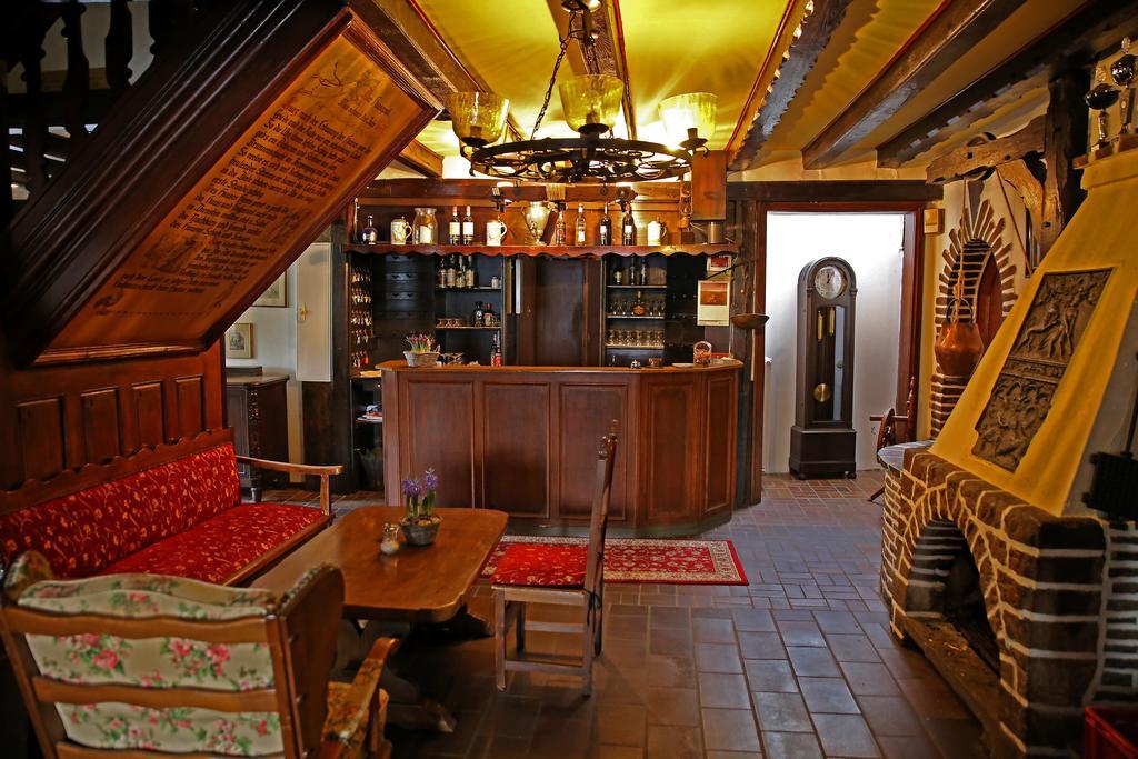 Hotel In Der Strassen Золинген Экстерьер фото