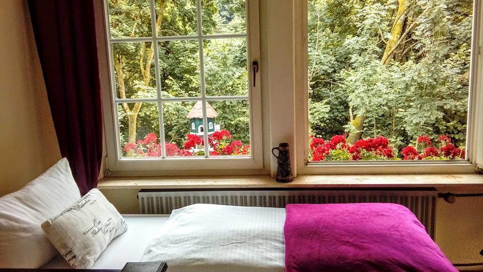 Hotel In Der Strassen Золинген Экстерьер фото